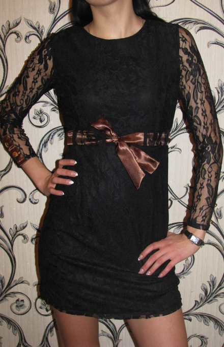 Черное ажурное платье